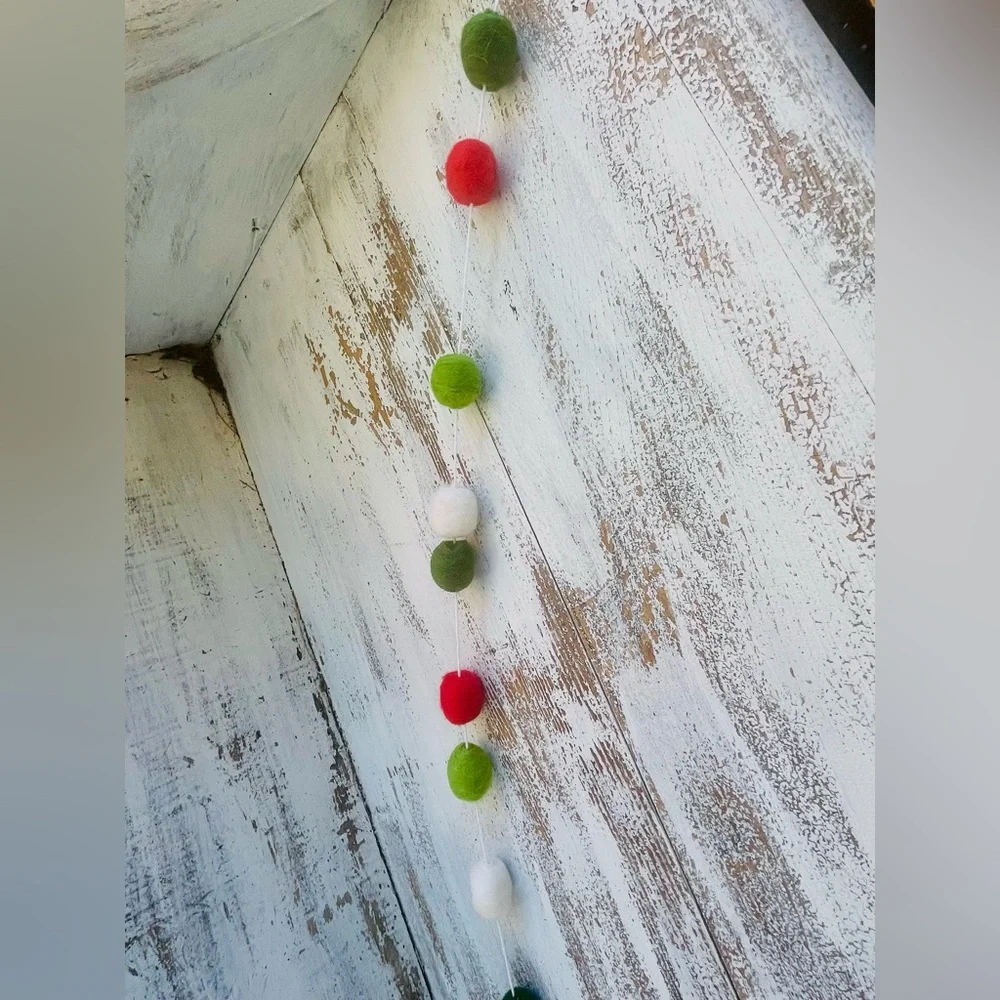 *Felted Wool Holiday Garland